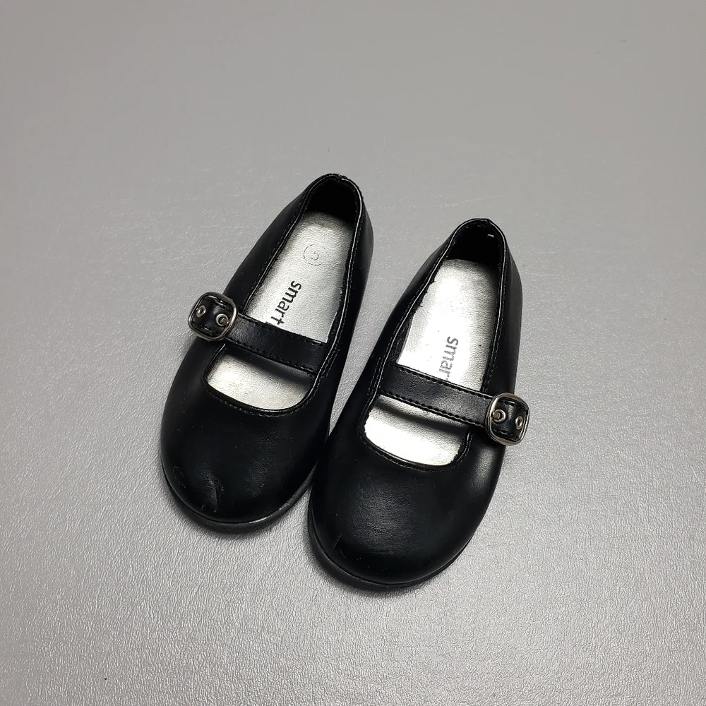 Smart fit little girls dress shoes 5